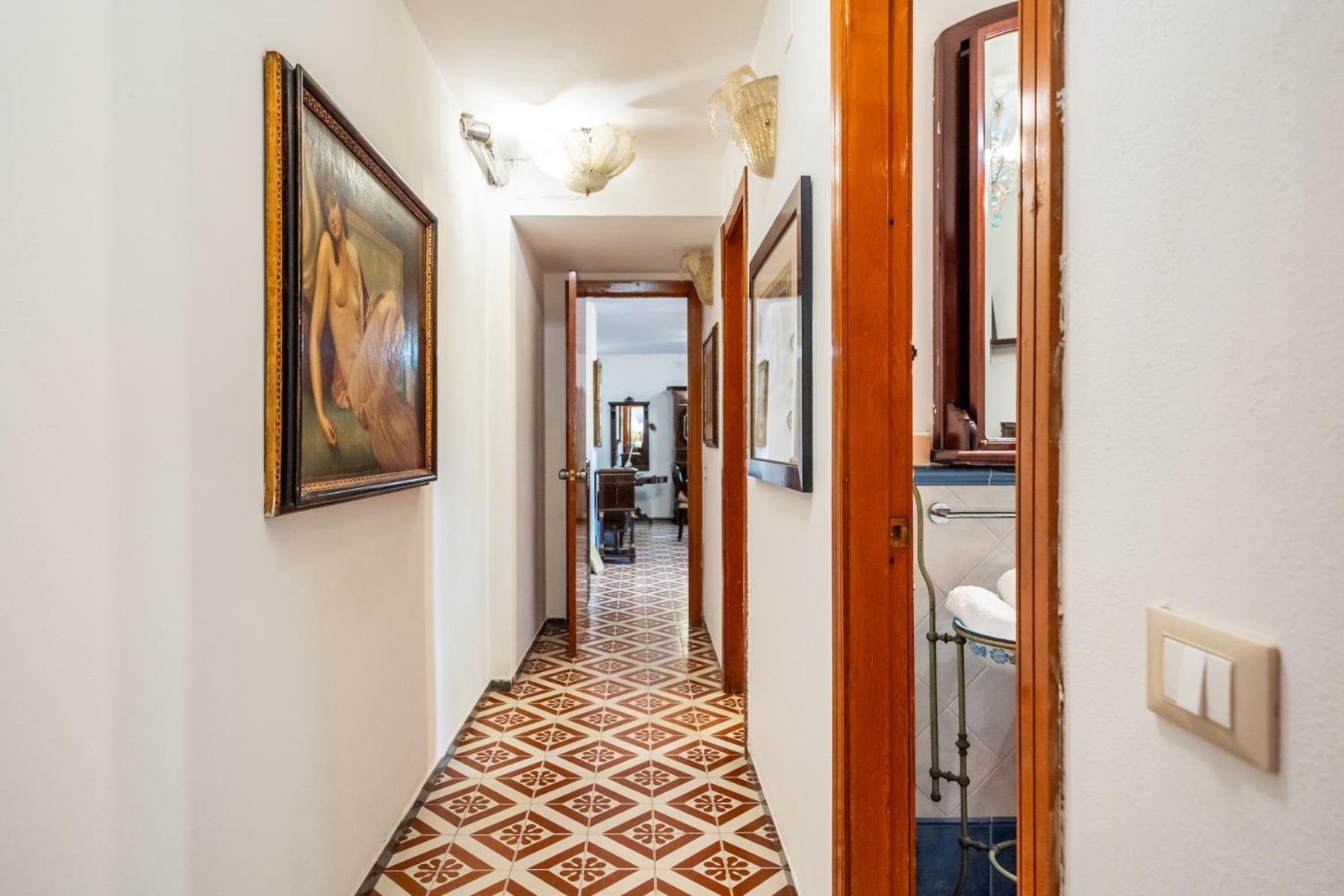 A Pochi Passi Dal Mare Apartment Мондело Екстериор снимка